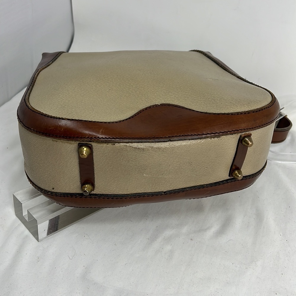 Koret Structured Large Leather Shoulder Handbag - image 8